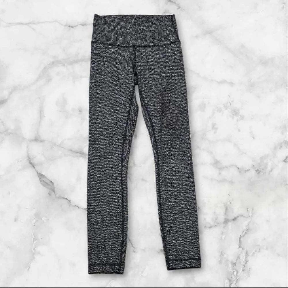 Lululemon Size 2 Wunder Under High Rise Leggings